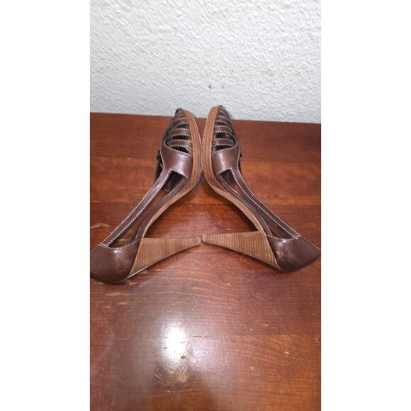 Michael Kors Women's Brown Strappy Leather Peep-Toe Heels Buckle Closure Size 7 - Picture 6 of 9